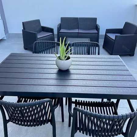 Attico Sulla Riserva سان بنيديتّو ديل ترونتو